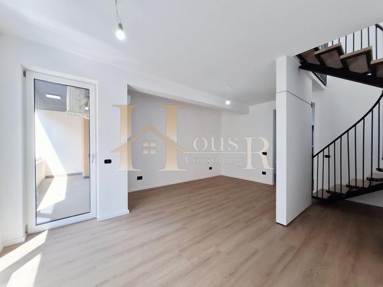 Apartament cu 4 camere decomandat în Girocului