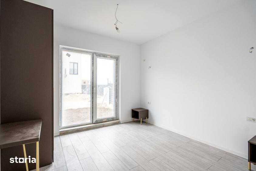 Casă cu 3 camere cu Teren 300 Mp în Central