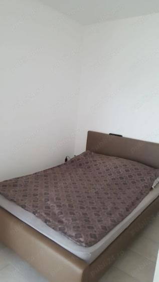 Garsonieră decomandată în Decebal