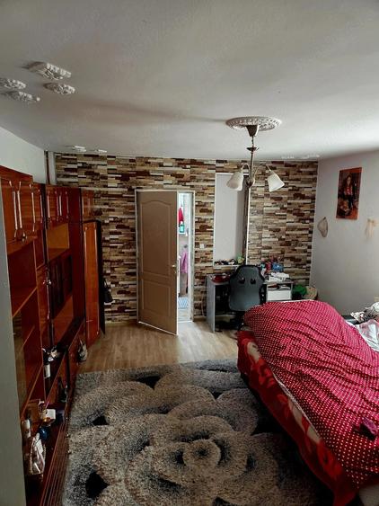 Casă cu 2 camere cu Teren 800 Mp în Central