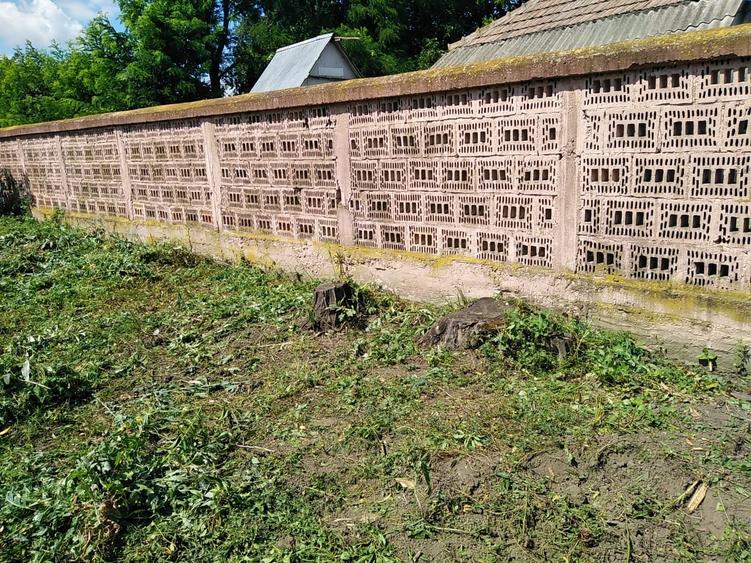 Teren de 4087 mp, în Prisăcani
