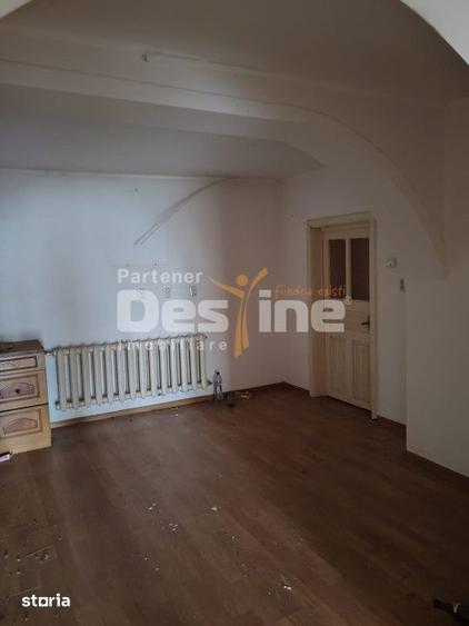 Teren de 15011 mp, în Muntenii de Sus