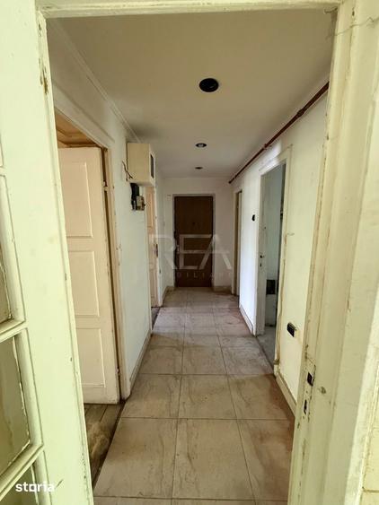 Apartament cu 2 camere decomandat, mobilat în Regie