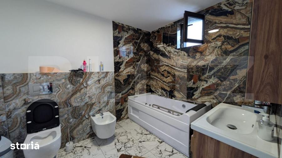 Casă cu 5 camere cu Teren 797 Mp în Ulmi