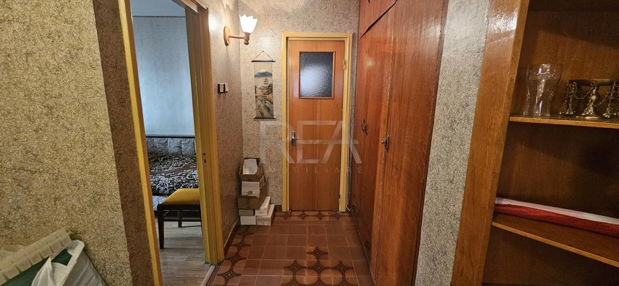 Apartament cu 4 camere decomandat, mobilat în Iancului