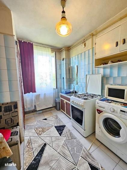 Apartament cu 2 camere semidecomandat în Negru Vodă