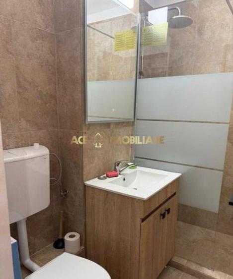 Apartament cu 3 camere decomandat, mobilat în 1 Mai