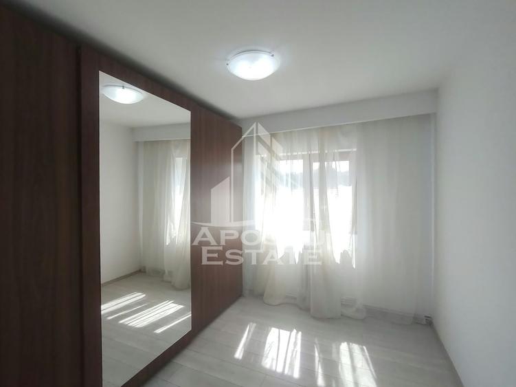Apartament cu 3 camere decomandat, mobilat în Fabric