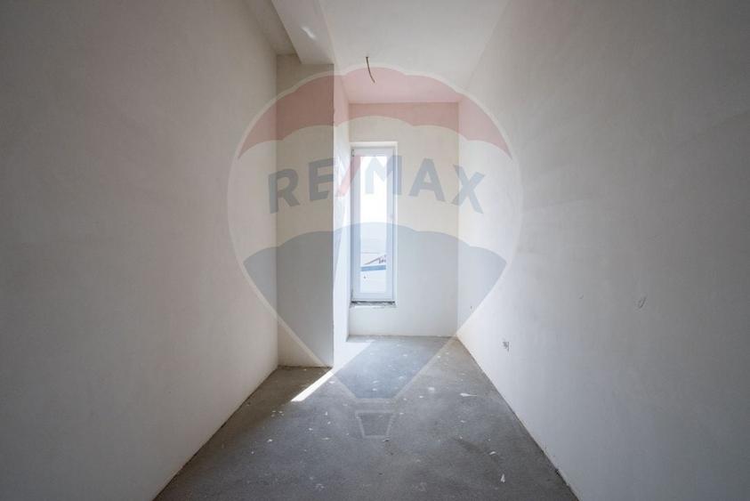 Casă individuală cu 5 camere cu Teren 600 Mp în Dealuri Oradea