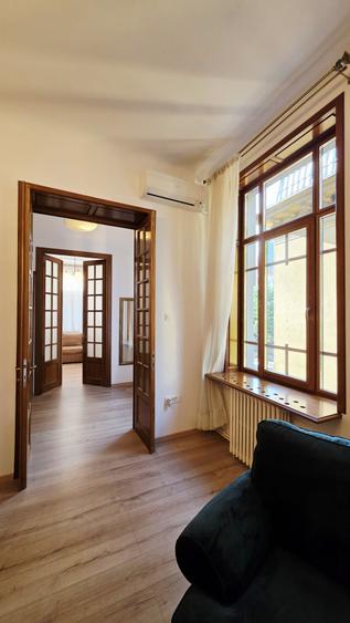 Universitate apartament in vila ideal locuit sau firma - 1