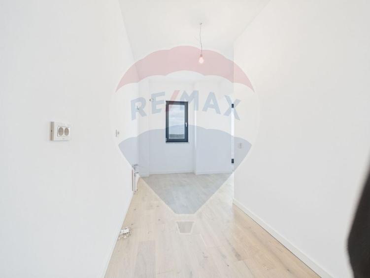 Apartament cu 2 camere decomandat în Pipera