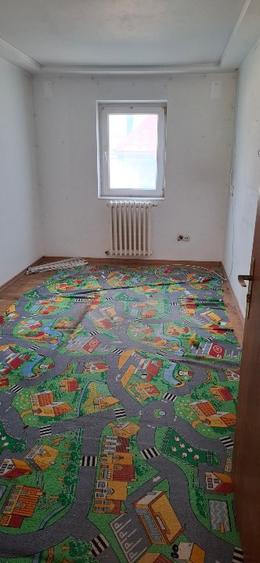 Casă individuală cu 5 camere cu Teren 191 Mp în Central