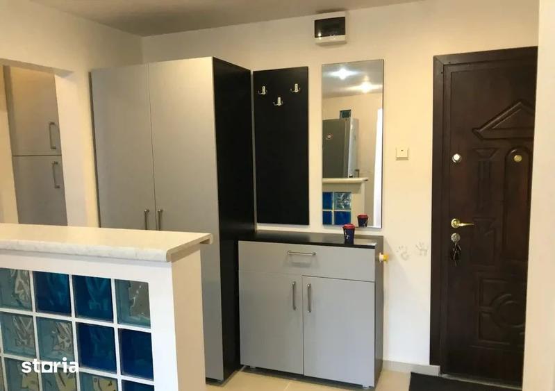 Apartament cu 2 camere decomandat, mobilat în Crângași