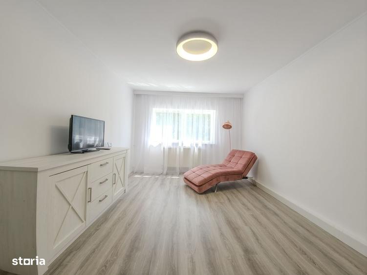 Apartament cu 2 camere decomandat în Plopilor