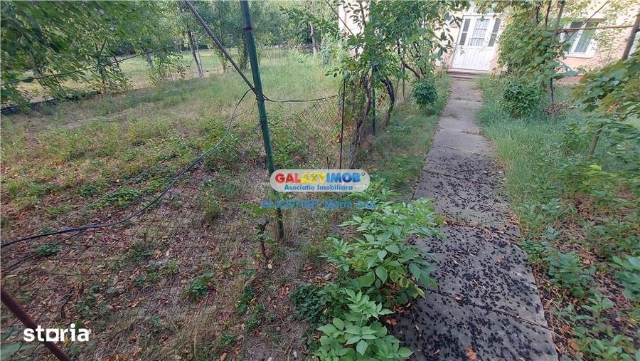 Casă cu 4 camere cu Teren 1160 Mp în Ultracentral