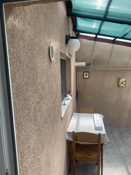 Casă cu 2 camere în Central