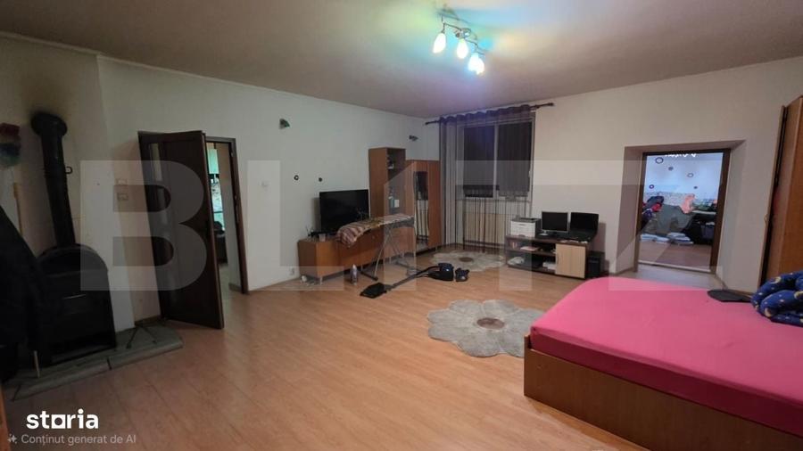 Casă cu 4 camere cu Teren 300 Mp în Central