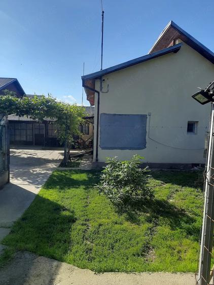 Casă cu 4 camere cu Teren 700 Mp în Afumați