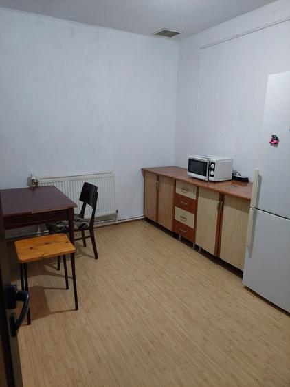 Garsonieră în Sârbi
