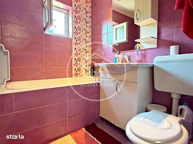 Apartament cu 3 camere decomandat în Rogerius