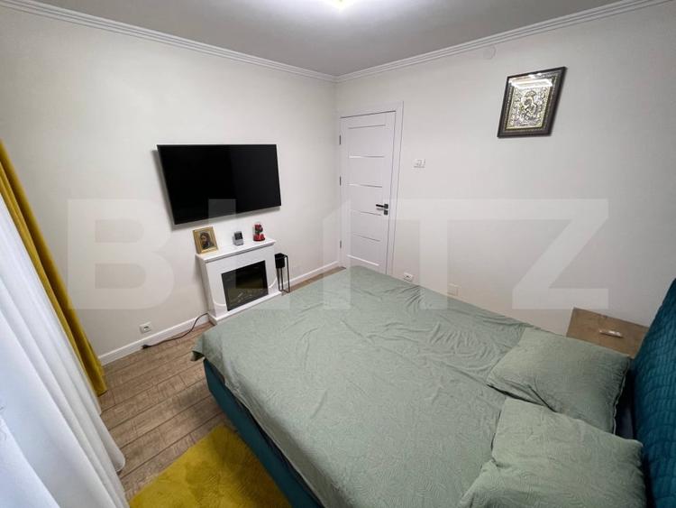 Apartament cu 4 camere decomandat, mobilat în Decebal