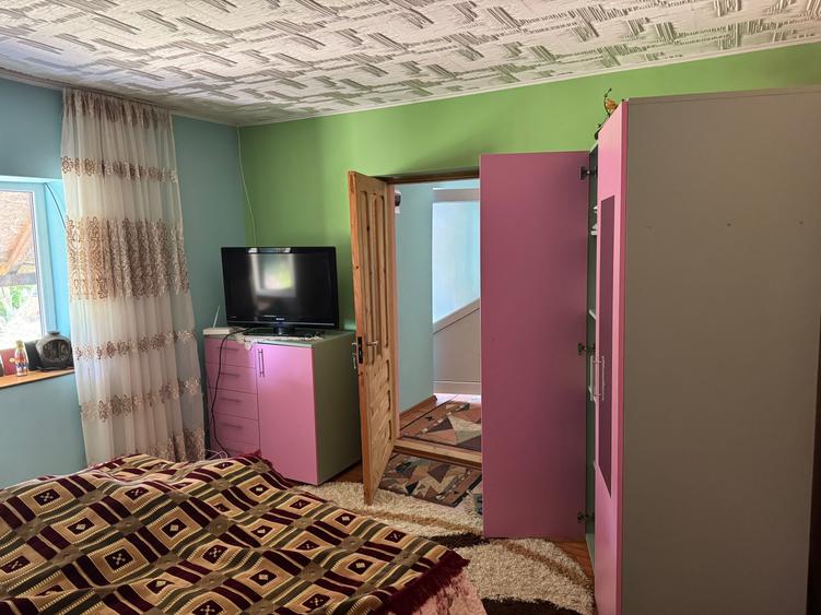 Casă cu 4 camere în Jurilovca