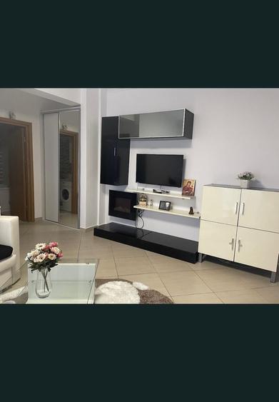 Apartament cu 3 camere decomandat în Găvana