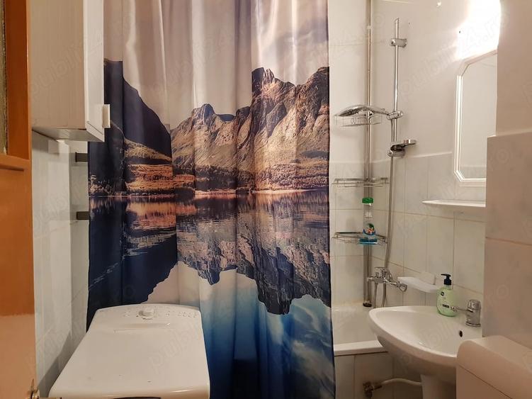 Garsonieră decomandată în Brazda lui Novac