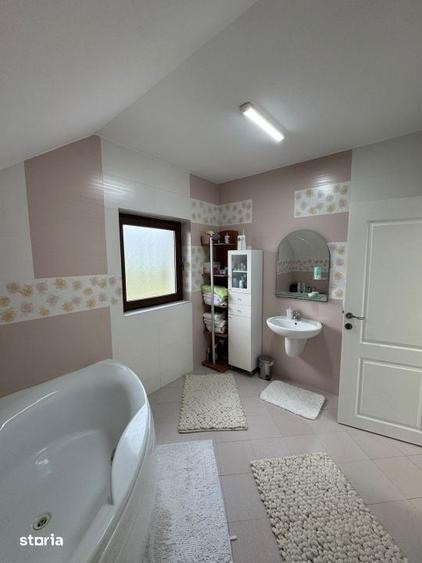 Casă cu 4 camere cu Teren 276 Mp în Progresul
