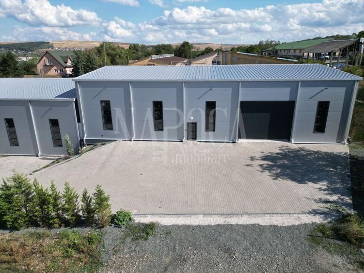 Spațiu industrial, de 2,100 mp, în Câmpenești