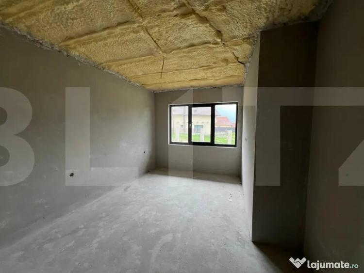 Casă cu 5 camere cu Teren 1112 Mp în Apahida