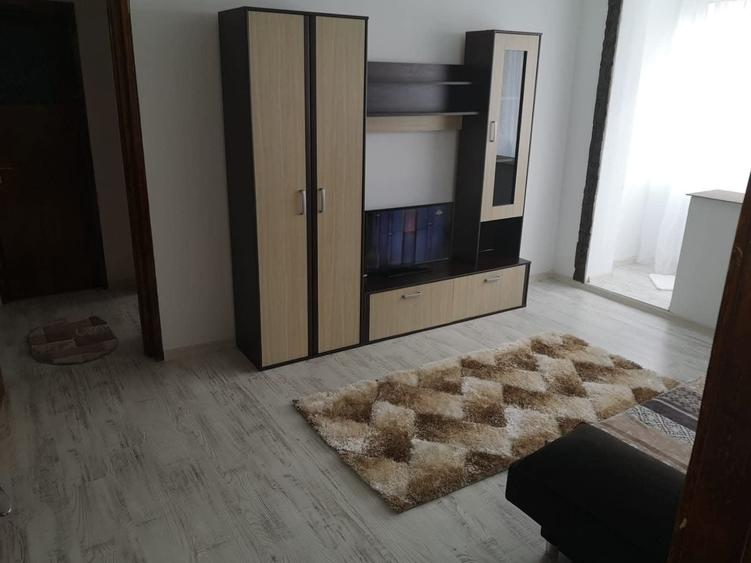 Inchiriez apartament sectorul 4 - 2