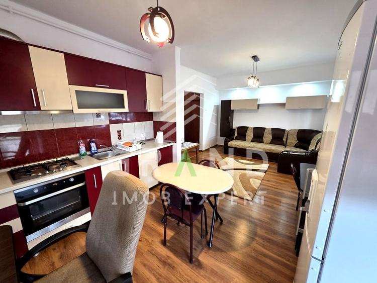 Apartament cu 2 camere semidecomandat, mobilat în Zorilor