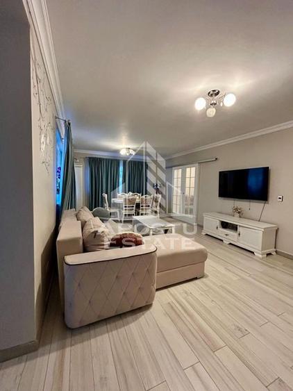 Casă cu 4 camere cu Teren 740 Mp în Moșnița Veche