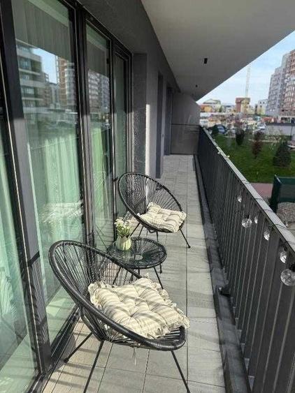 Apartament cu 2 camere decomandat în Noua