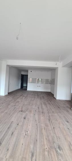 Apartament cu 3 camere decomandat în Țiglina 2
