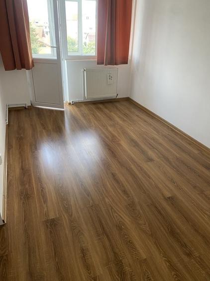 Apartament cu 2 camere semidecomandat în Exterior Vest