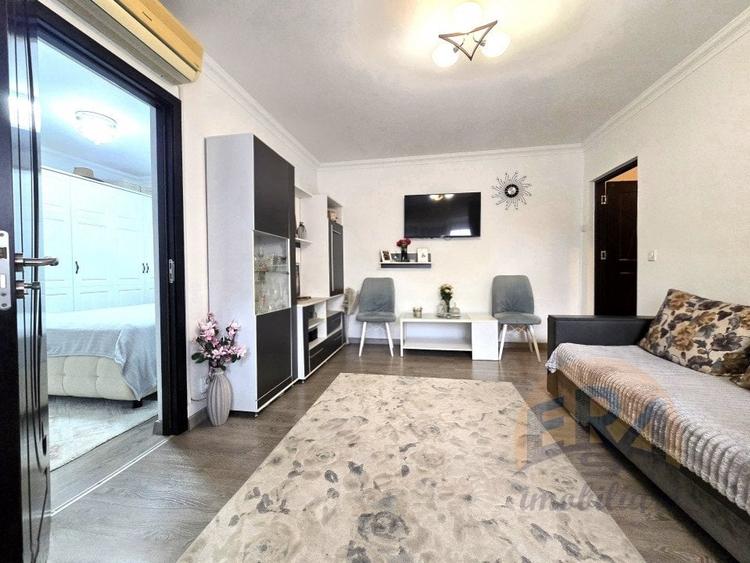 Apartament 3 camere | Etaj 2 | Renovat | Zona Velenta - langa Complex - 2