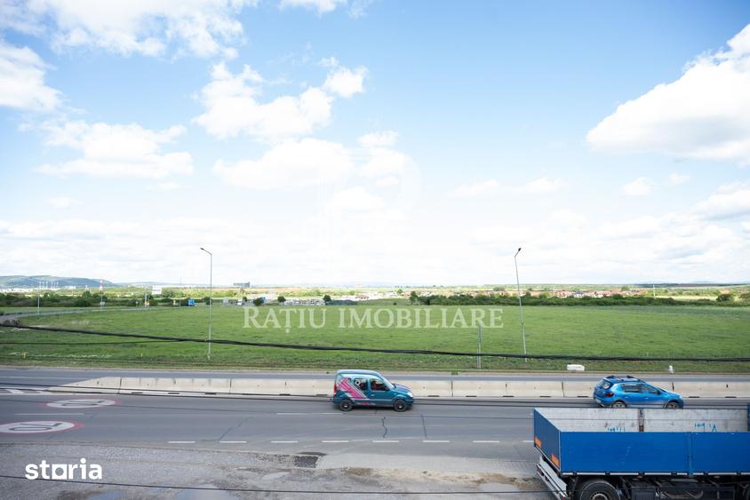 Casă cu Teren 720 Mp în Sânmartin