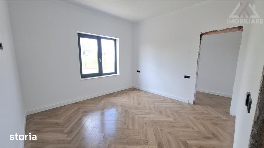 Casă cu 4 camere cu Teren 400 Mp în Rediu