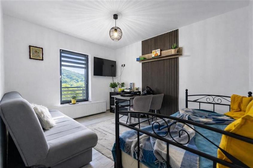 Casă individuală cu 3 camere cu Teren 1000 Mp în Bran