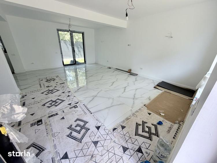 Casă cu 4 camere cu Teren 180 Mp în Metalurgiei