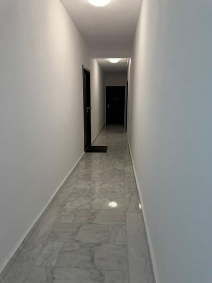 Apartament cu 2 camere semidecomandat în P-ța Alba Iulia