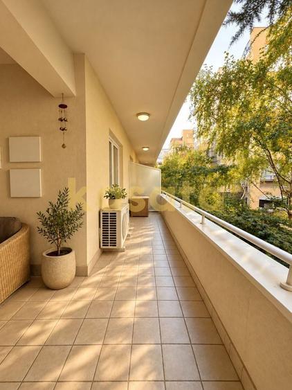 Apartament cu 4 camere decomandat, mobilat în Șoseaua Nordului