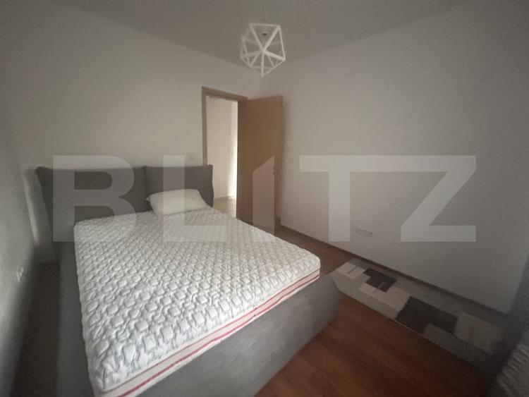 Apartament cu 2 camere semidecomandat, mobilat în Torontalului