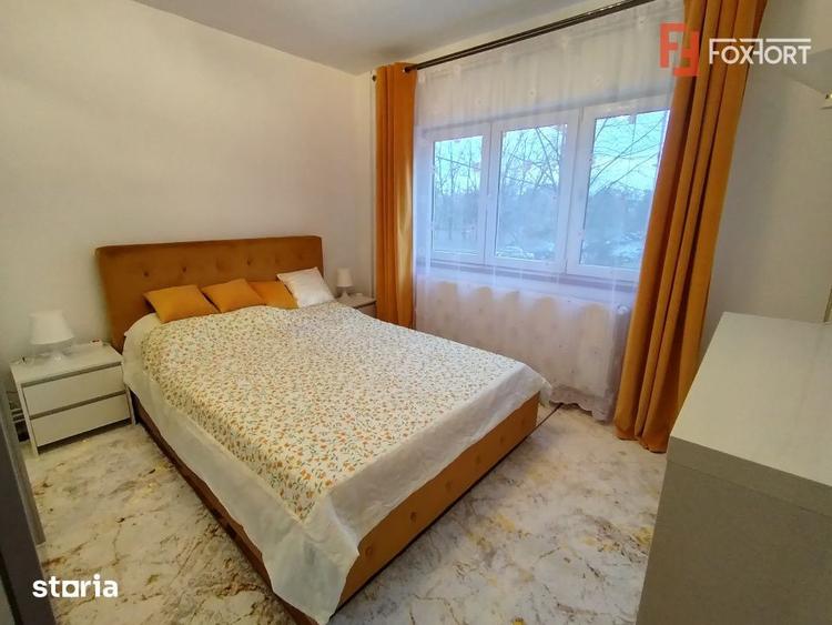 Apartament cu 2 camere decomandat, mobilat în Soarelui