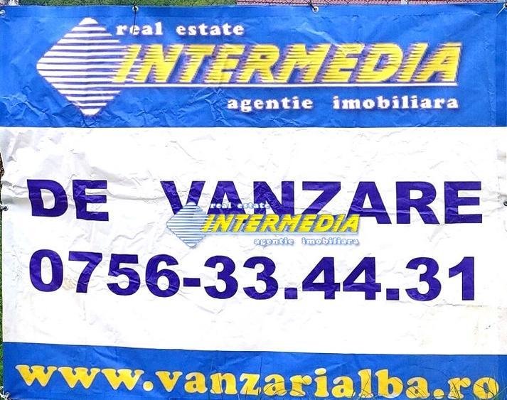 Teren Construcții intravilan de 976 mp, în Sud-Est