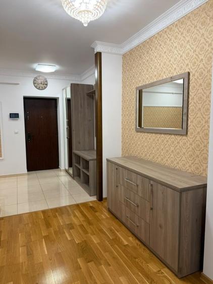 Apartament cu 4 camere decomandat, mobilat în Pantelimon