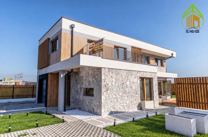 Casă cu 4 camere în Sânnicoară