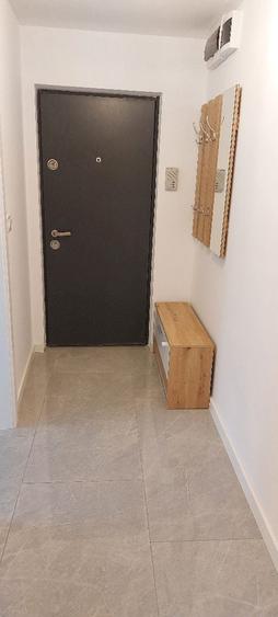 Apartament cu 2 camere semidecomandat în George Enescu